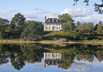 Hamilton House overlooking the Salmon Falls River