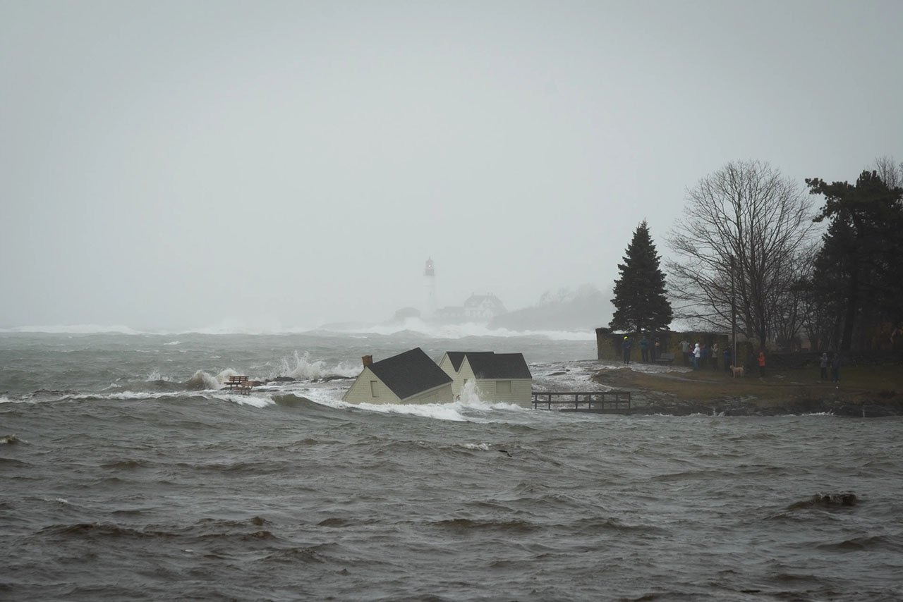 Flooding destoys to white fishing shacks